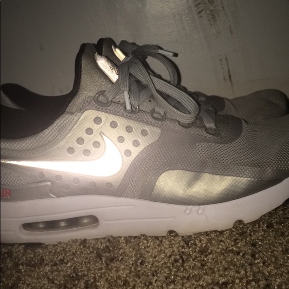 Air Max - Picture 4 of 6